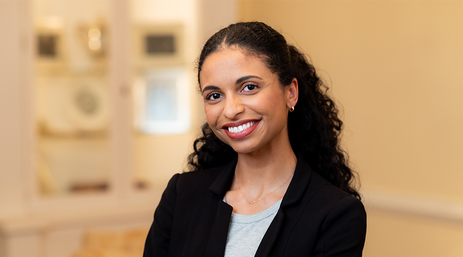 Photo of Fernanda Oliveira