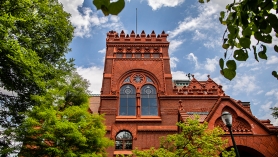 Photo of building on Penn Campus in the summer