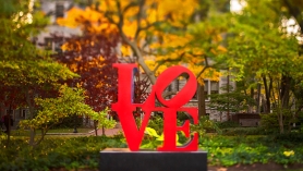 Photo of LOVE statue on Penn Campus